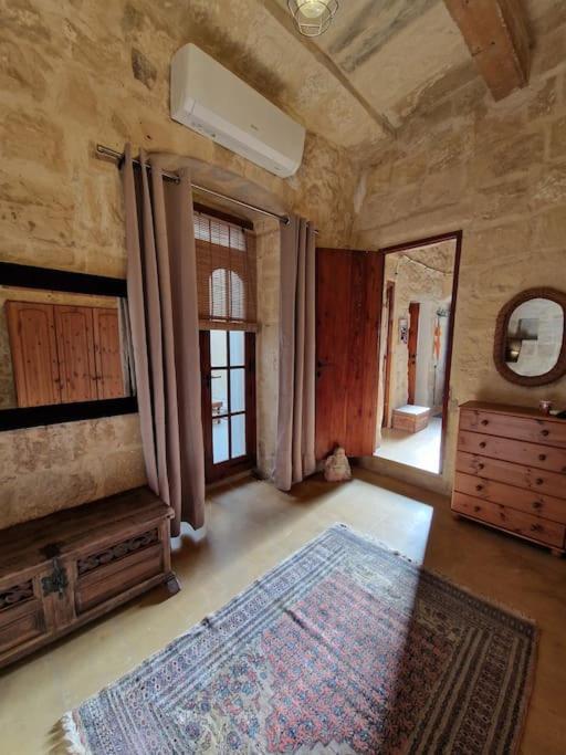 Cozy 1 Bedroom House In Iz-Żejtun Exteriör bild